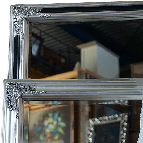 klassieke spiegel lorrain licht zilver