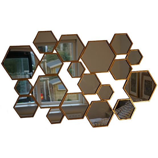 Stuwkracht Denk vooruit Derbevilletest Hexagon spiegel met bladgoud | Nu verkrijgbaar bij Usi Maison